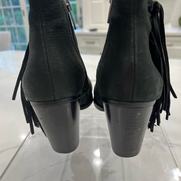 Vince CAMUTO Harlin cowboy fringe black booties size 7.5 - Picture 8 of 12